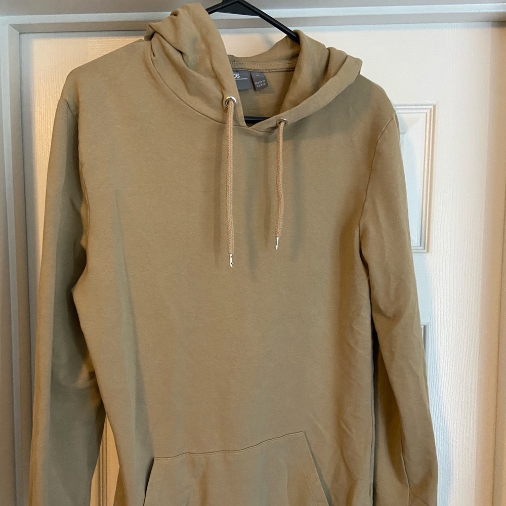 Muscle/slim fit ASOS tan sweatshirt